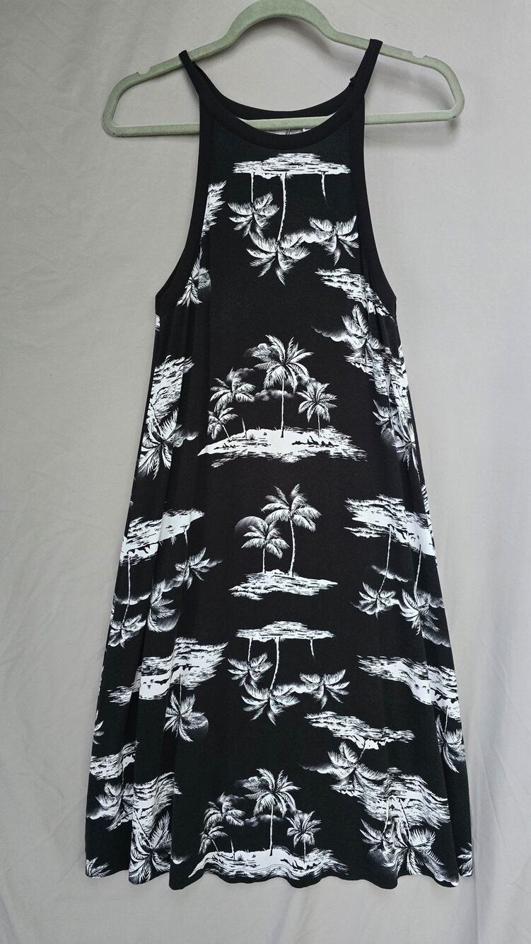 Old Navy Dress Womens Small Tall Black Tropical Palm Trapeze Swing Sundress